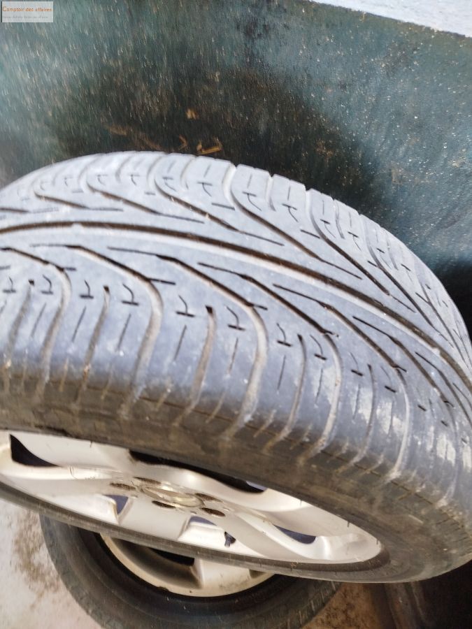 Pneus 225 50 r16 Pirelli 